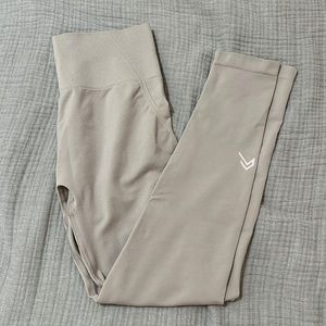 oner active seamless leggings; sand